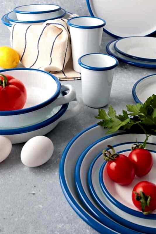 2026 Butik Emaye Yemek Takımı Trendleri: Zamansız Mavi Beyaz Emaye Seti